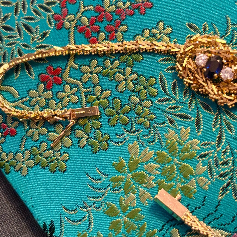 SOLD Elegant Gold and Black Women's Necklace